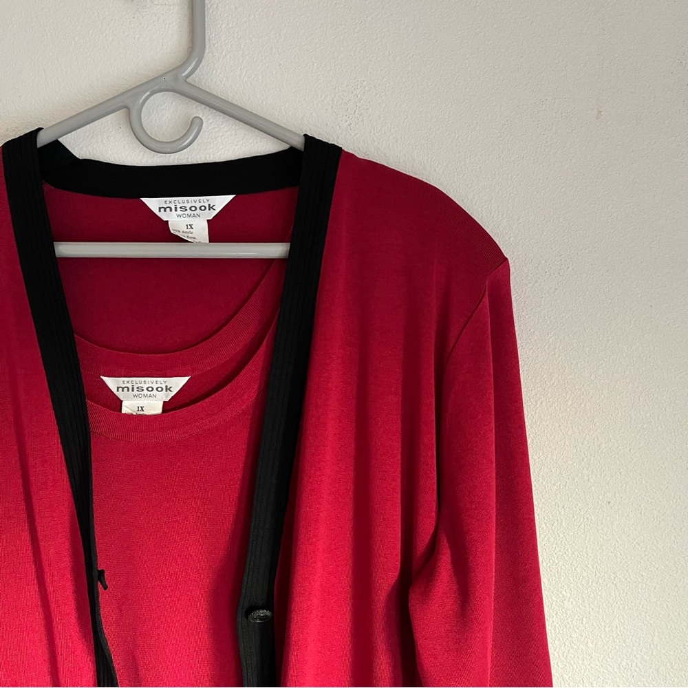 Exclusively Misook 2 Piece Set Tank Top Long Sleeve Cardigan Red Black Trim 1x - Picture 3 of 7